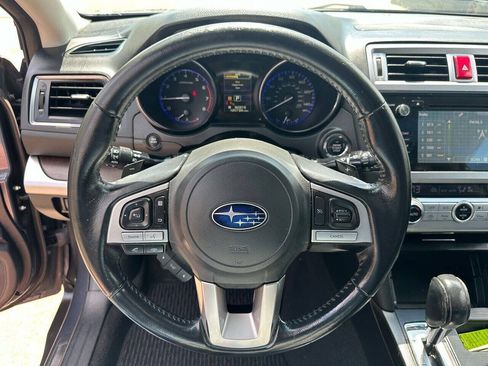 Used 2015 Subaru Outback 2.5i Limited AWD/4WD image 14