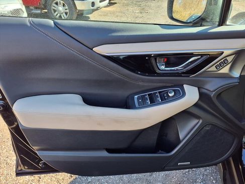 Used 2022 Subaru Outback Limited image 13