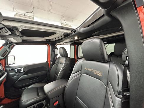 Used 2023 Jeep Wrangler Unlimited Rubicon 392 image 31