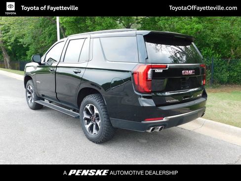 Used 2025 GMC Yukon AT4 Ultimate AWD/4WD image 3