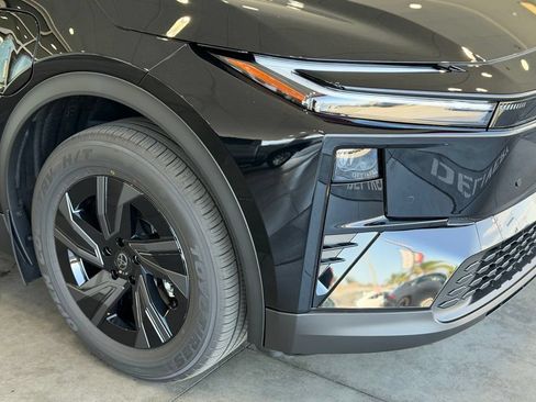 New 2026 Toyota C-HR AWD/4WD image 8