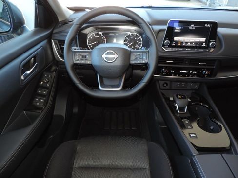 New 2026 Nissan Rogue SV image 18