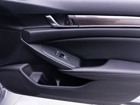 Used 2022 Honda Accord Sport image 34