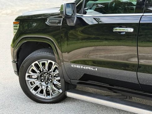 Used 2024 GMC Sierra 1500 Denali Ultimate AWD/4WD image 10
