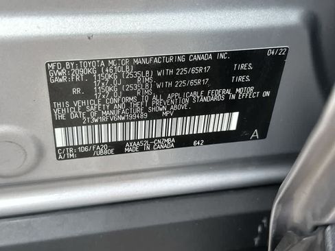 Used 2022 Toyota RAV4 XLE FWD image 29