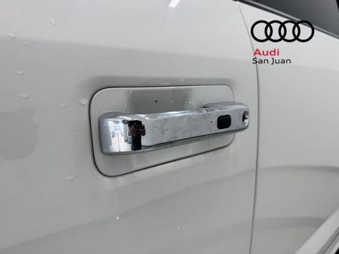Used 2021 Ford F250 Platinum w/ FX4 Off-Road Package AWD/4WD image 9