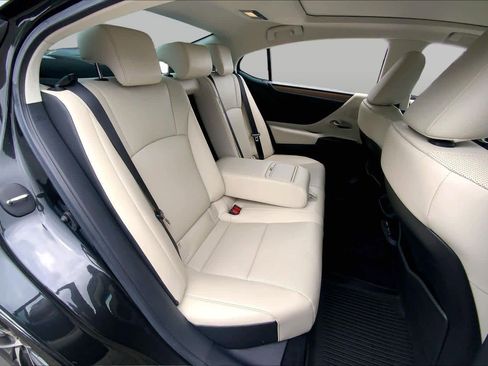 Used 2025 Lexus ES 350 w/ Premium Package FWD image 20