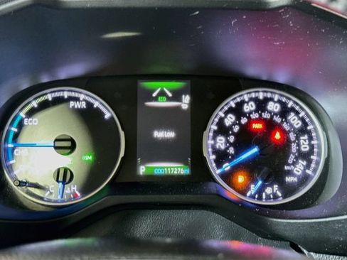Used 2020 Toyota RAV4 XLE w/ Convenience Package AWD/4WD image 12