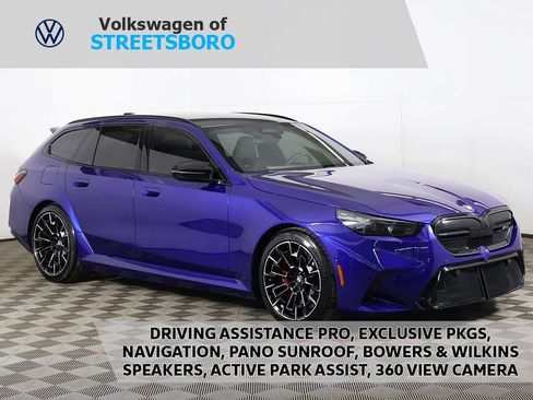 Used 2025 BMW M5 Touring image 1