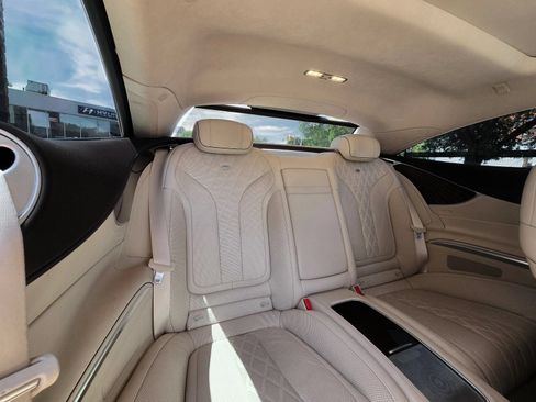 Used 2020 Mercedes-Benz S 560 4MATIC Coupe image 27