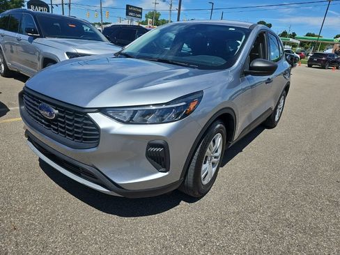 Used 2023 Ford Escape FWD image 6