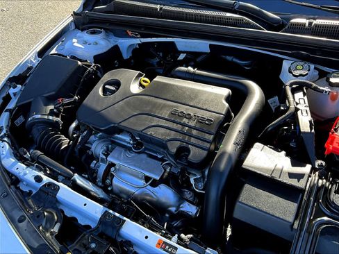 Used 2024 Chevrolet Malibu LT image 35