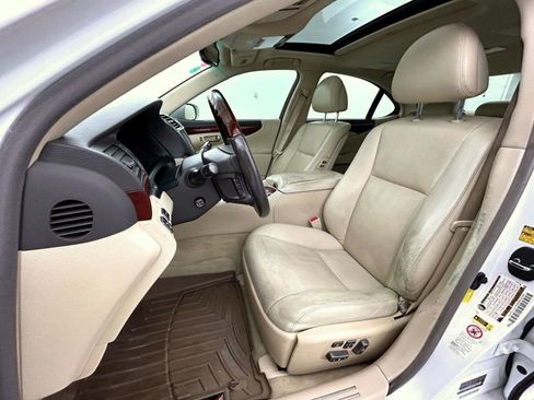 Used 2011 Lexus LS 460 image 10