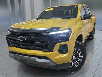 Used 2023 Chevrolet Colorado Z71 w/ Z71 Convenience Package 2