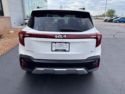 Used 2024 Kia Seltos EX