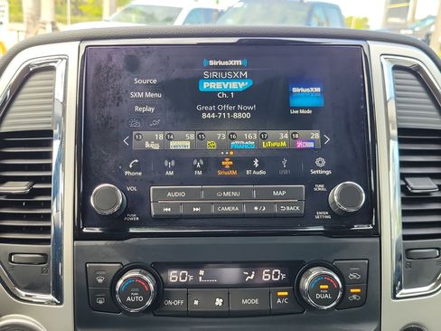 Used 2021 Nissan Titan SV w/ SV Convenience Package AWD/4WD image 21
