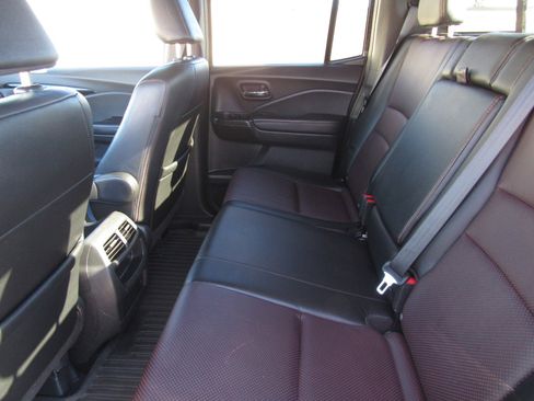 Certified 2017 Honda Ridgeline Black Edition image 15