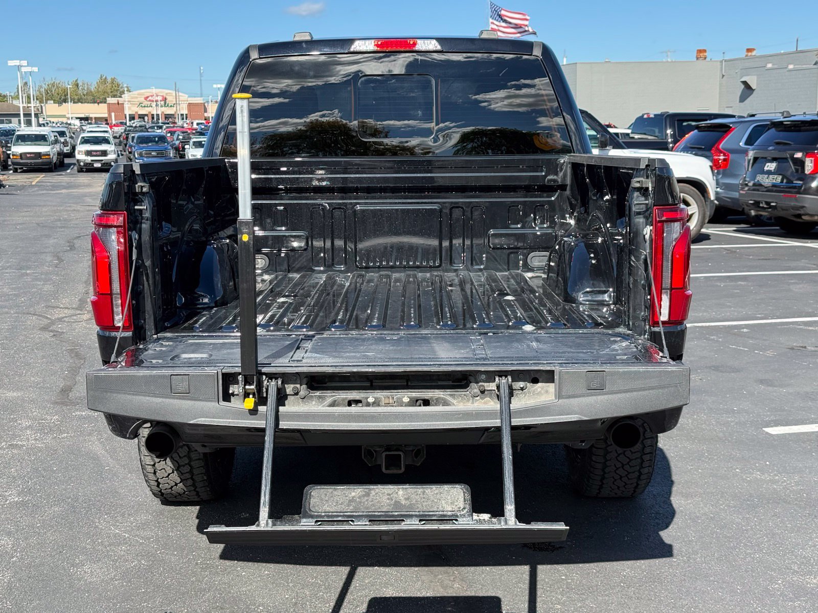 Used 2024 Ford F150 Lariat w/ Equipment Group 502A High AWD/4WD image 44