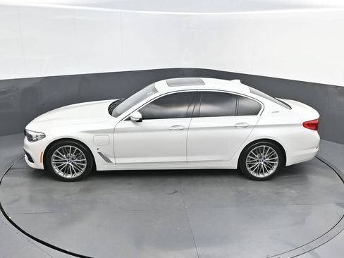 Used 2019 BMW 530e w/ Convenience Package RWD image 35