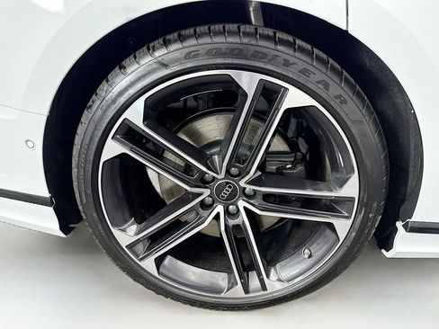 New 2026 Audi A8 L 3.0T image 33