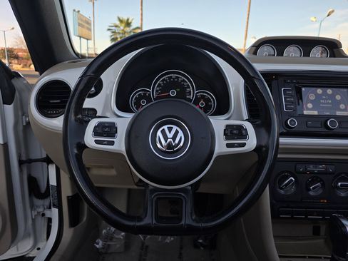Used 2013 Volkswagen Beetle TDI image 14