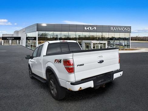 Used 2014 Ford F150 FX4 w/ Equipment Group 402A Luxury AWD/4WD image 5