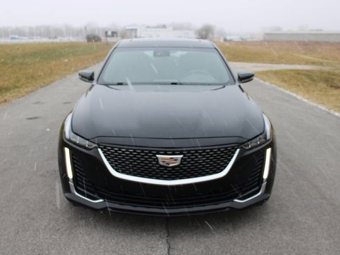 Used 2021 Cadillac CT5 Luxury w/ Sun And Sound Package image 2