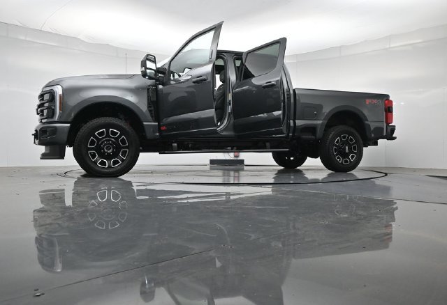 New 2026 Ford F250 Platinum AWD/4WD image 57