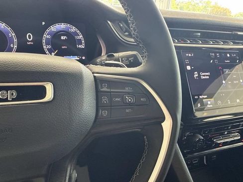 Used 2023 Jeep Grand Cherokee L Altitude AWD/4WD image 42