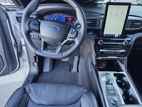Used 2023 Ford Explorer ST w/ Equipment Group 401A image 37