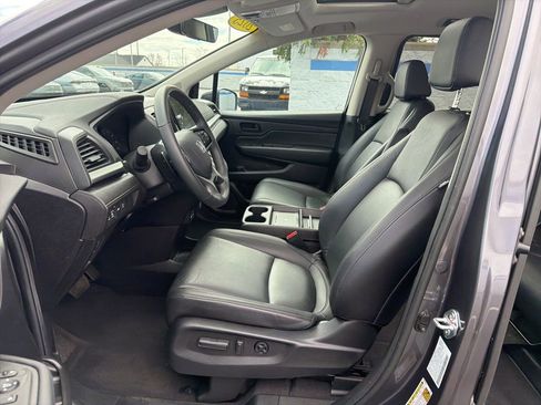 Certified 2025 Honda Odyssey EX-L image 17