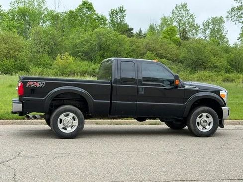 Used 2016 Ford F250 XLT w/ FX4 Off-Road Package AWD/4WD image 6