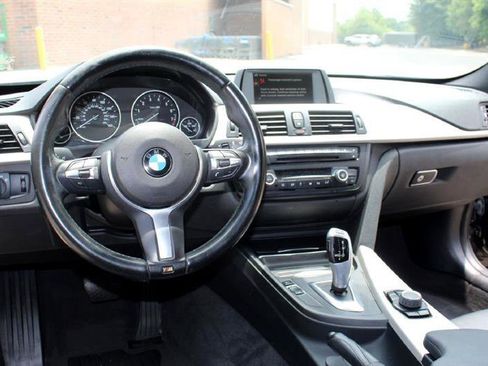 Used 2014 BMW 320i Sedan image 17