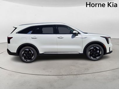 New 2025 Kia Sorento EX