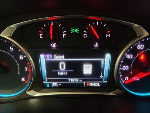 Used 2018 Chevrolet Traverse LT image 23