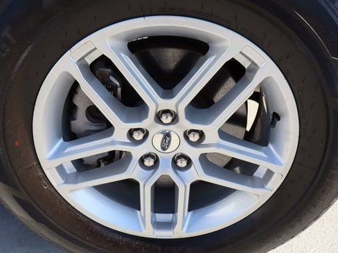 Used 2025 Ford Explorer Active image 52