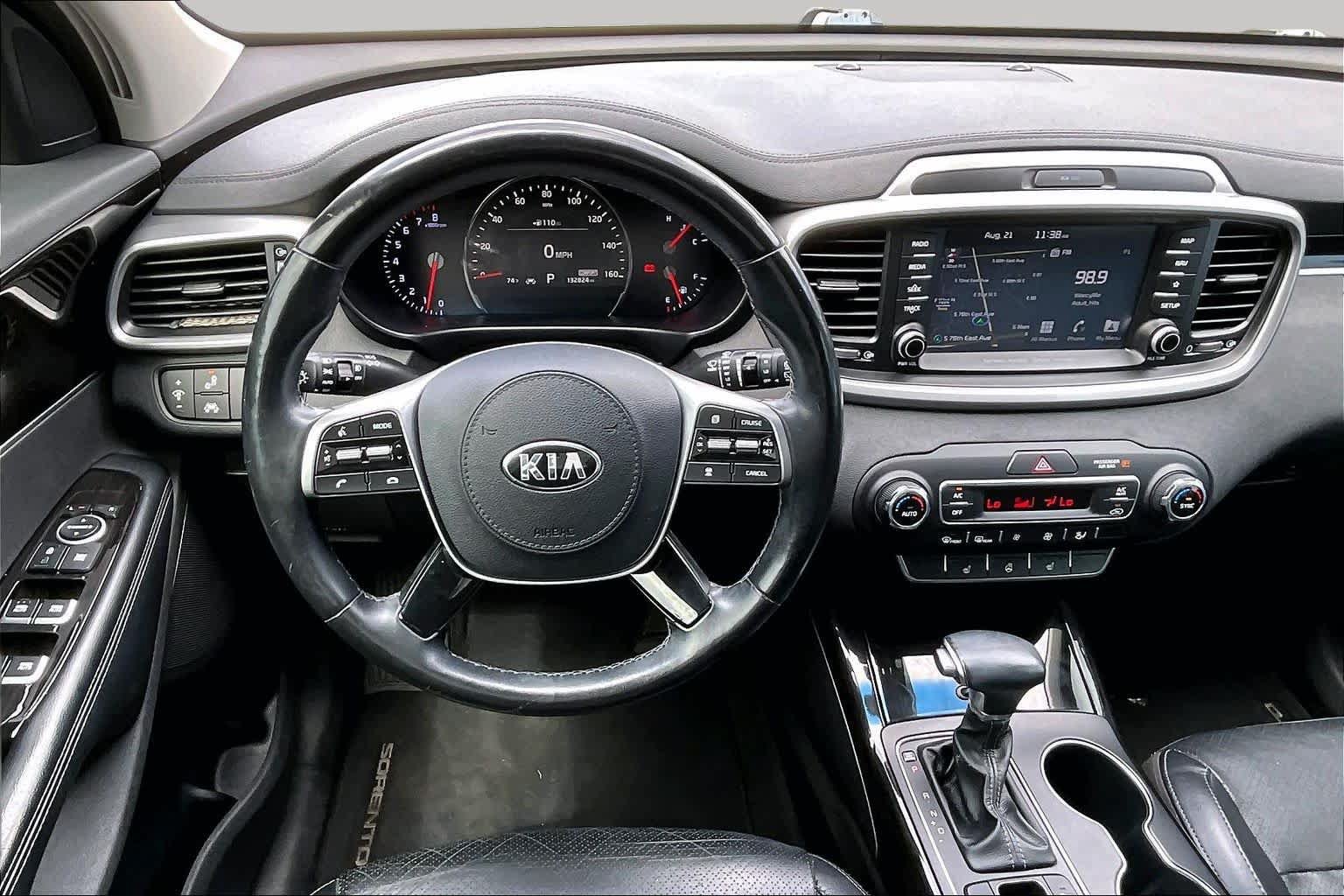 Used 2019 Kia Sorento EX w/ EX Touring Package FWD image 6