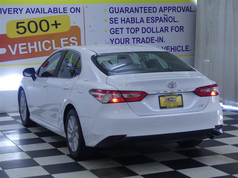 Used 2019 Toyota Camry LE FWD image 5