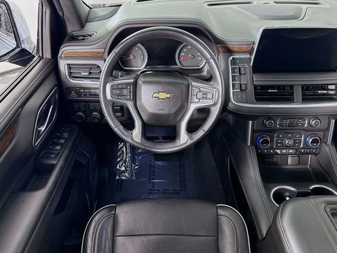 Used 2021 Chevrolet Tahoe Premier w/ Premium Package AWD/4WD image 19