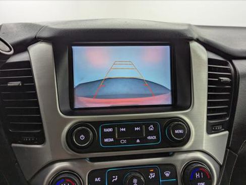 Used 2017 GMC Yukon SLE w/ SLE Value Package image 30