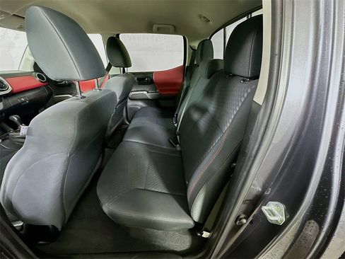 Used 2022 Toyota Tacoma SR5 image 13