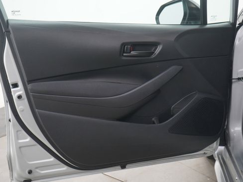 Used 2024 Toyota Corolla LE image 17