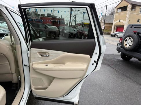 Used 2017 Nissan Murano SL image 47