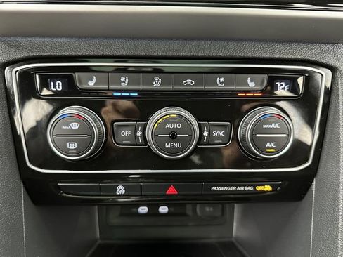 Used 2023 Volkswagen Atlas Cross Sport SEL Premium R-Line AWD/4WD image 19