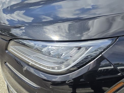 Used 2024 Lincoln Corsair FWD image 13