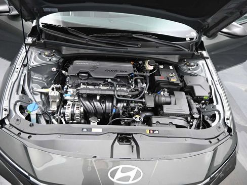 New 2026 Hyundai Elantra Sport FWD image 23