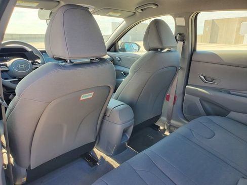 Certified 2026 Hyundai Elantra SE w/ Cargo Package FWD image 6