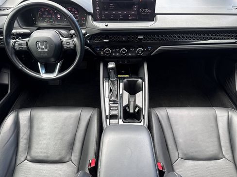 Used 2023 Honda Accord Touring image 14
