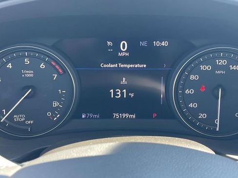 Used 2019 Cadillac XT4 Premium Luxury FWD image 21