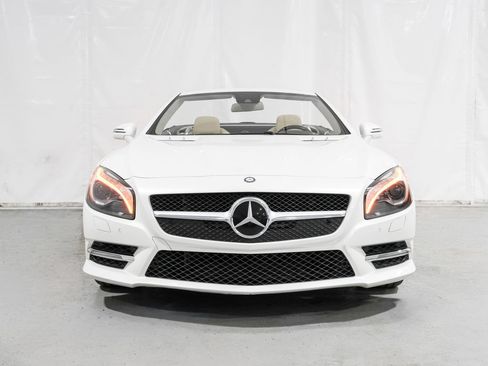 Used 2013 Mercedes-Benz SL 550 image 5